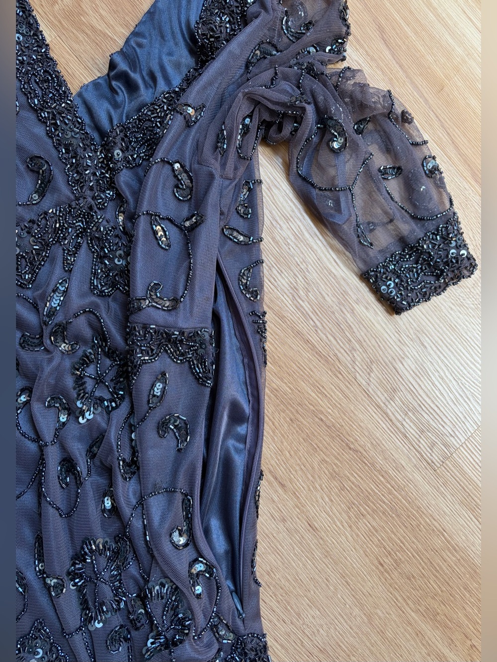 Pisarro Nights Gray Beaded V-Neck Evening Gown Formal size 16 - Picture 10 of 12